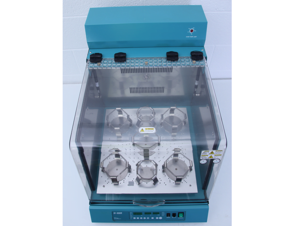 Lab. Companion SI 600R Refrigerated Incubator Shaker - Richmond Scientific